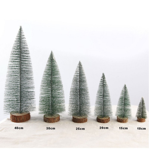 Vianočný stromček s dreveným podstavcom 30x11cm